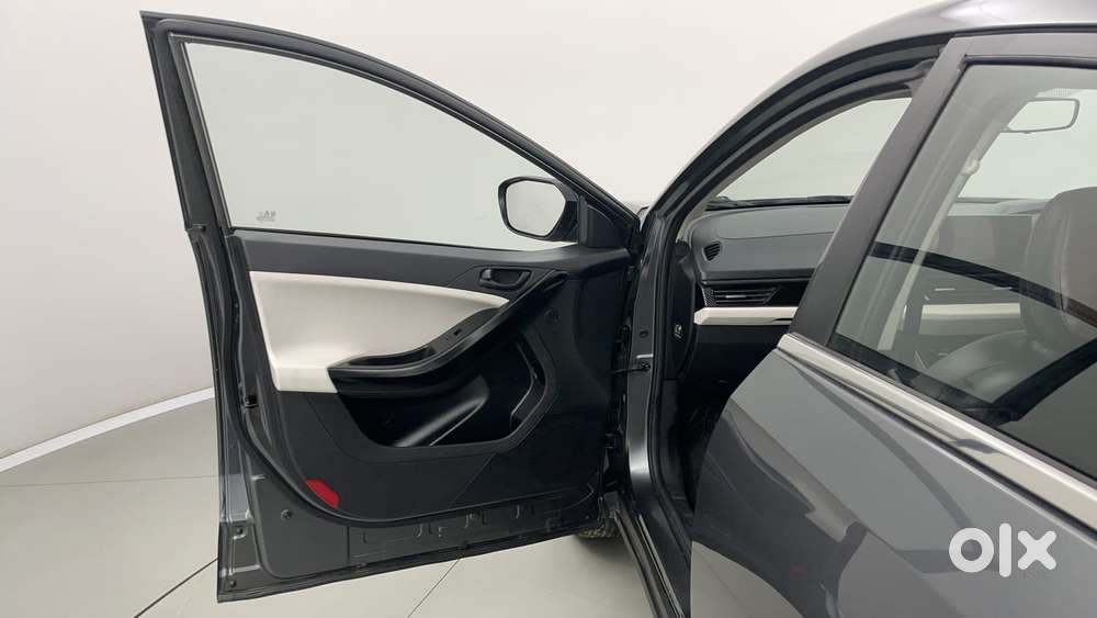 Tata Curvv Creative 1.2 Revotron Petrol 6mt, 2024, Petrol