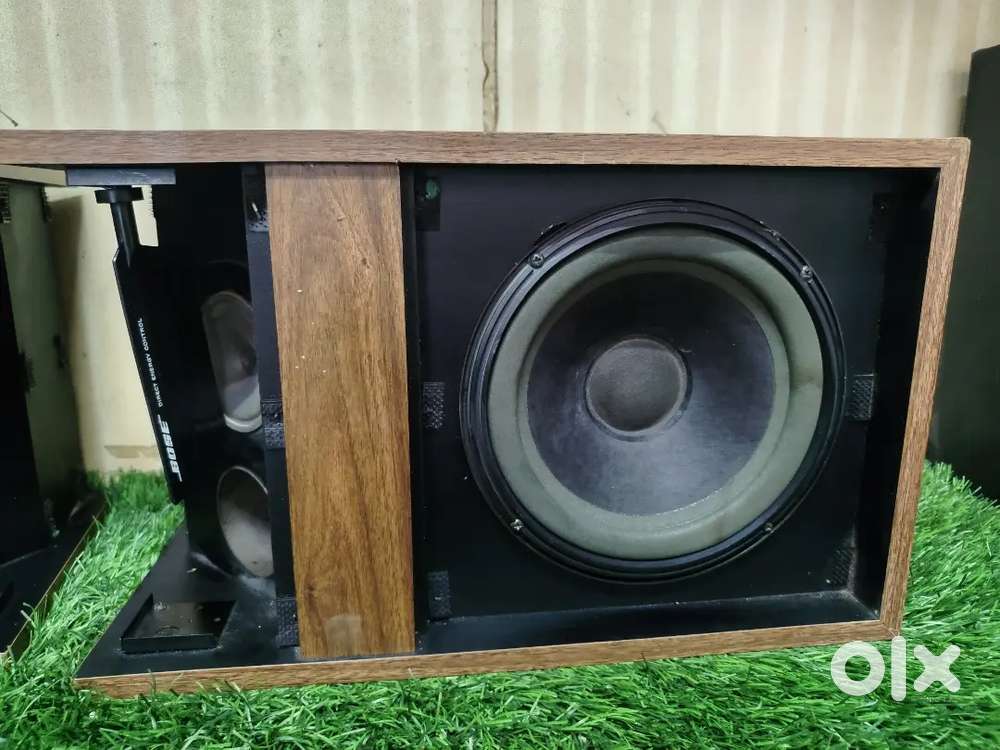Bose 301 series - I vintage 8 Bookshelf speaker