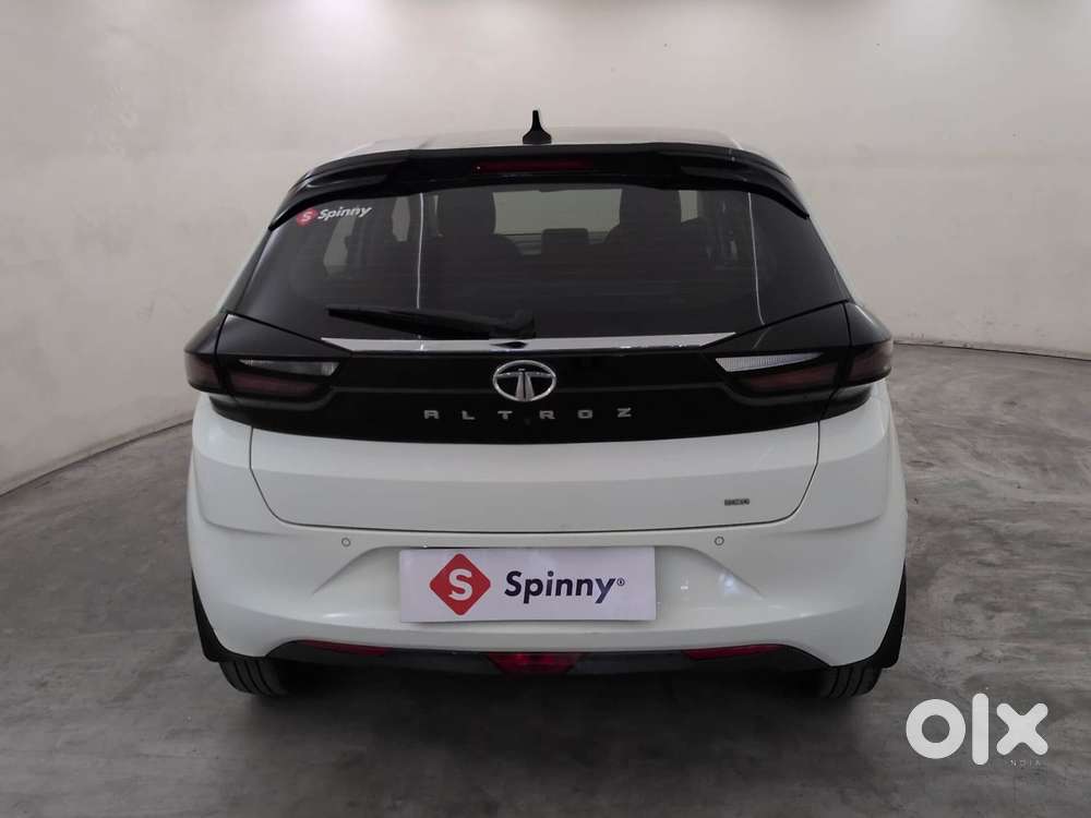 Tata Altroz Xza Plus (o) (s), 2023, Petrol