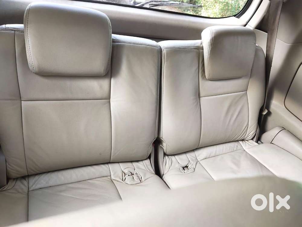 Toyota Innova 2.5 G (diesel) 8 Seater, 2012, Diesel