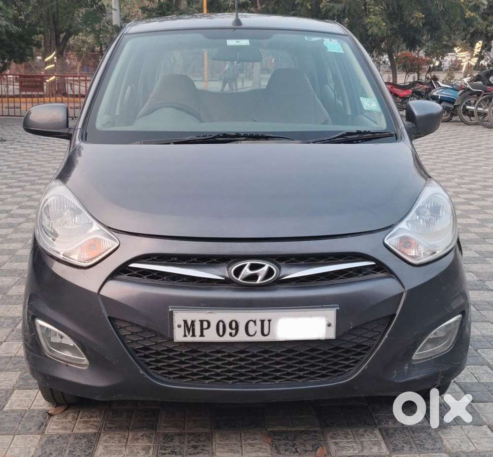 Hyundai I10 Sportz, 2016, Petrol