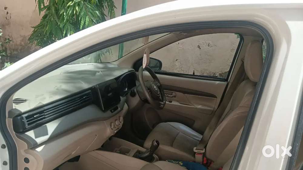 Maruti Suzuki Ertiga Petrol & Cng 80117 Km Driven