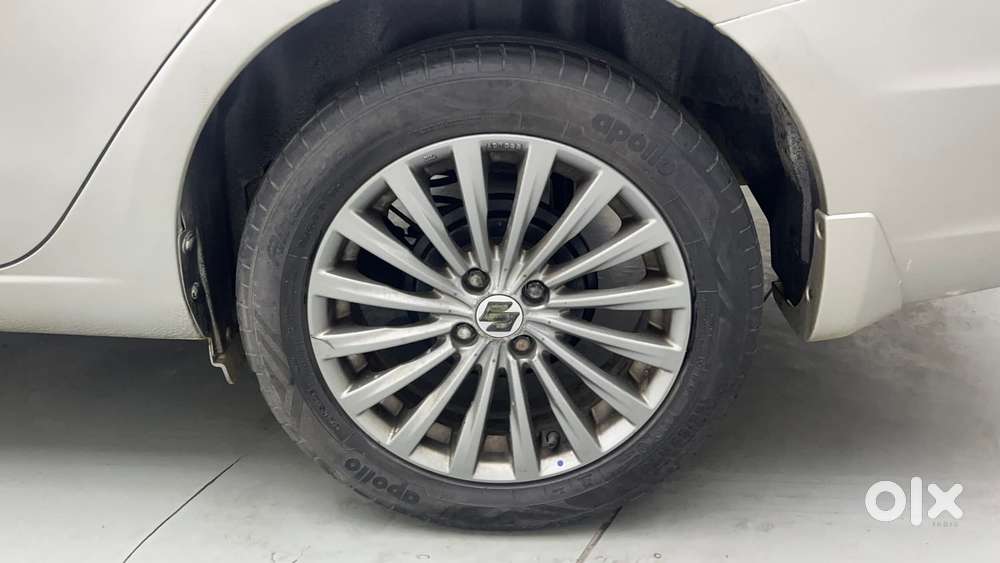 Maruti Suzuki Ciaz Zxi, 2015, Petrol