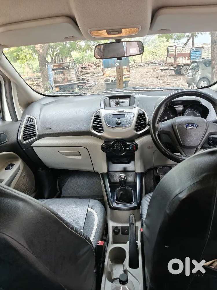 Ford Ecosport Petrol 2015 -