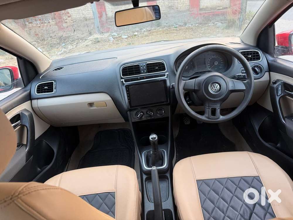 Volkswagen Polo Petrol Highline 1.2l, 2011, Petrol