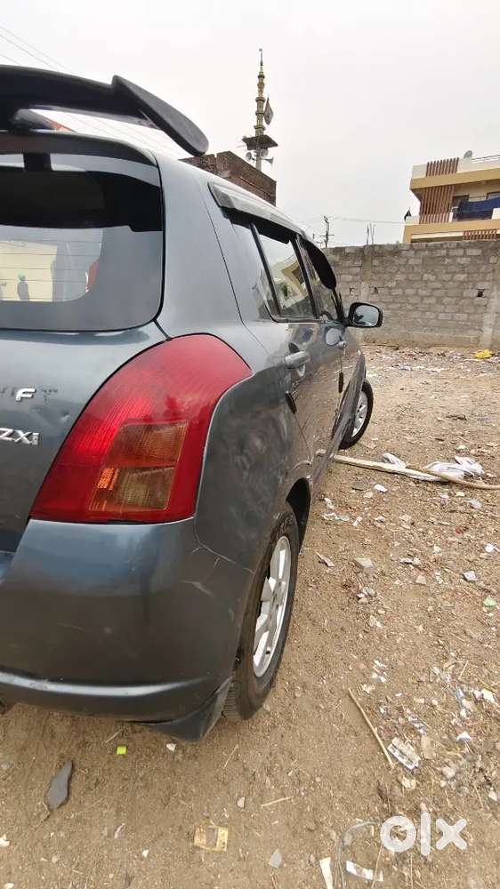 Swift Zxi Good Condition Vehicle 2005 Valid 2030