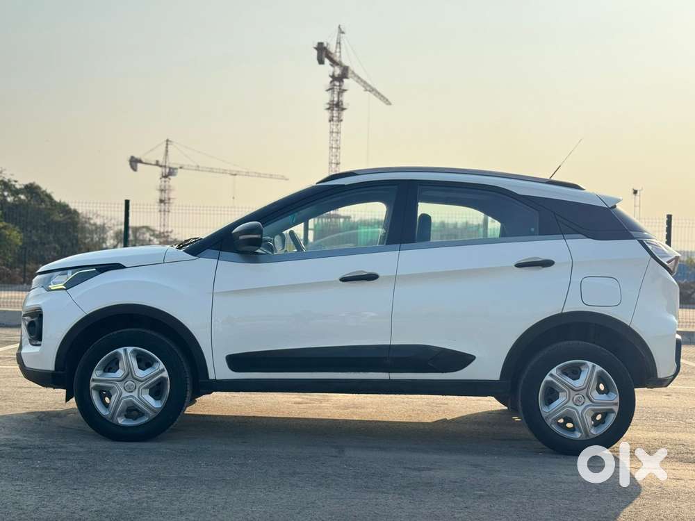 Tata Nexon 1.2 Revotron Xm (s), 2021, Petrol