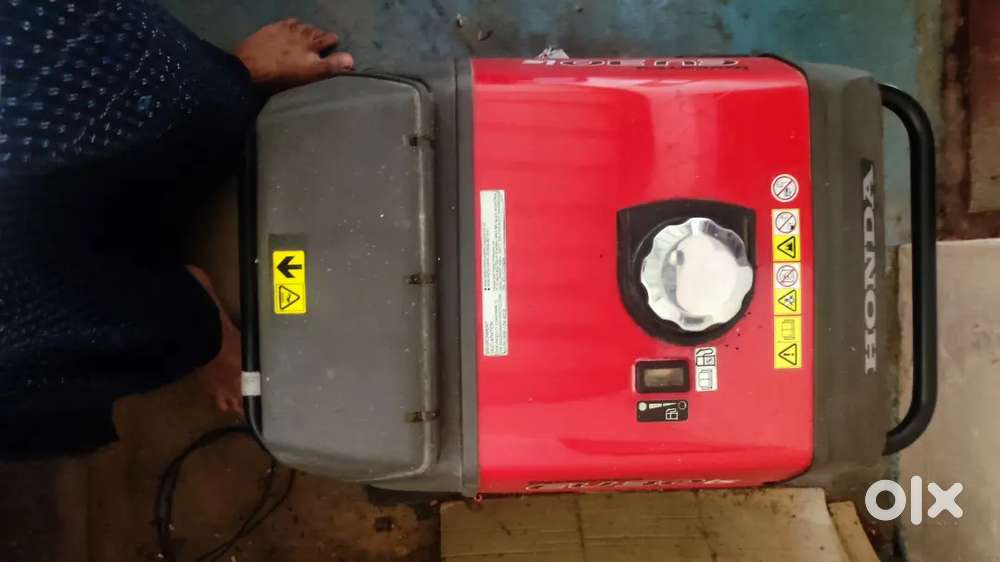 HONDA EU30  Generator (SILENT MODE)