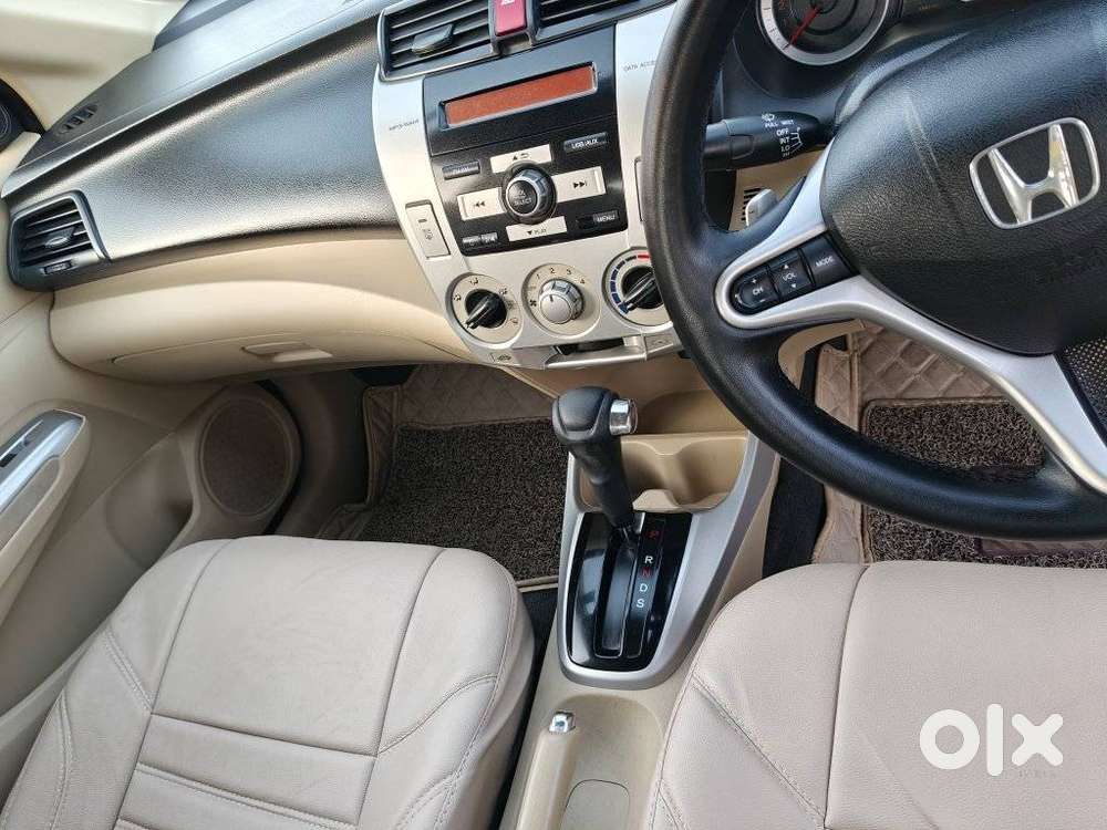 Honda City 2011-2013 V At Exclusive, 2010, Petrol