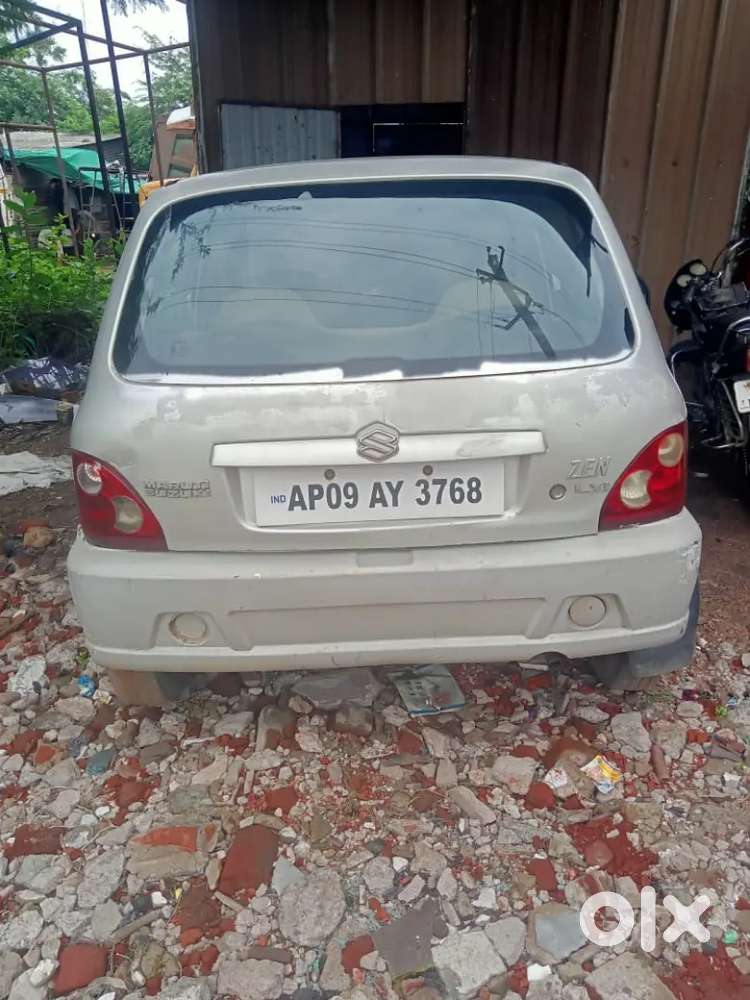 Maruti Suzuki Zen Estilo 2010