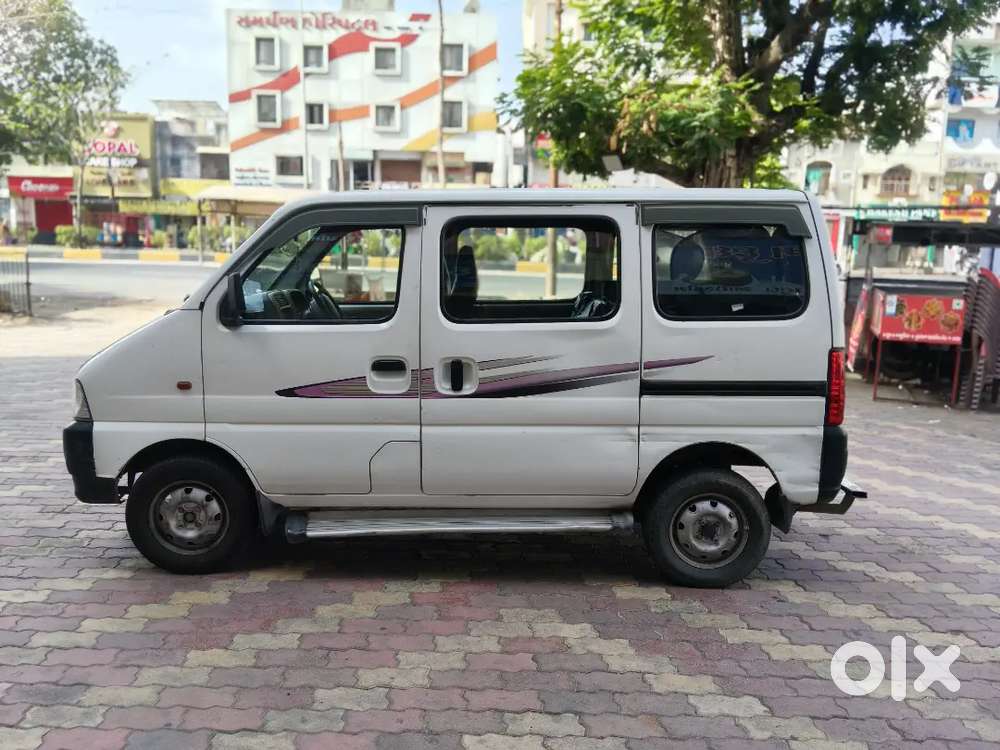 Maruti Suzuki Eeco 2017