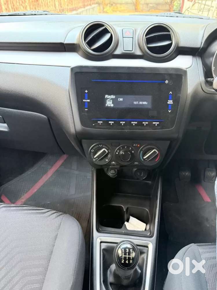 Maruti Suzuki Swift Vxi, 2022, Petrol