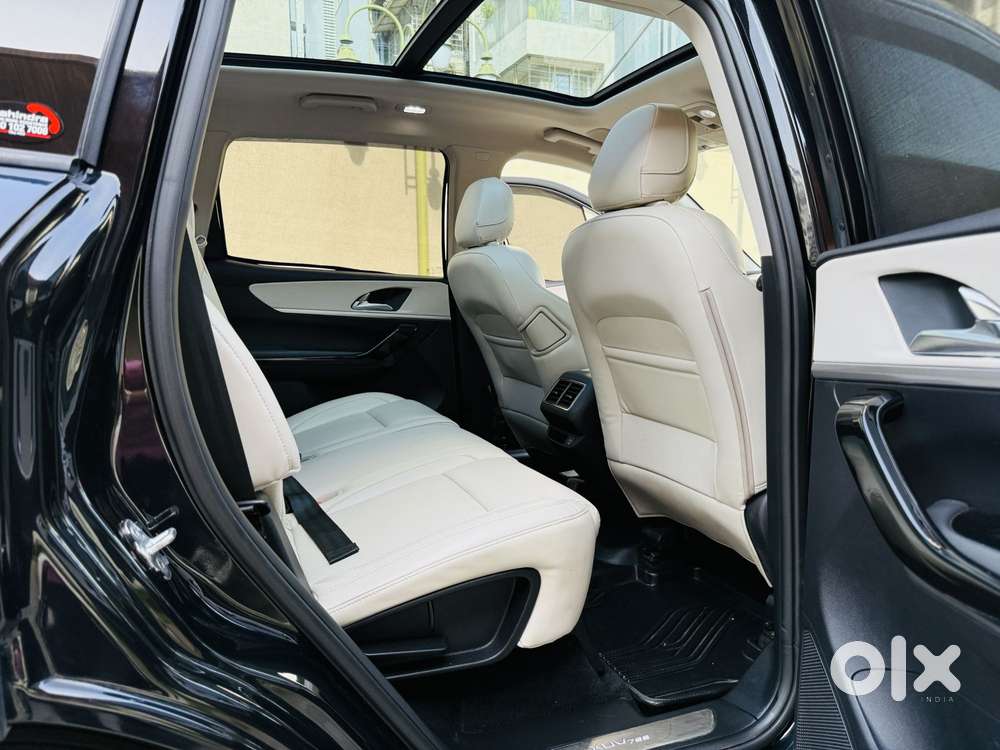 Mahindra Xuv700 2.2 Ax 7 Diesel At Luxury Pack Str, 2024, Diesel