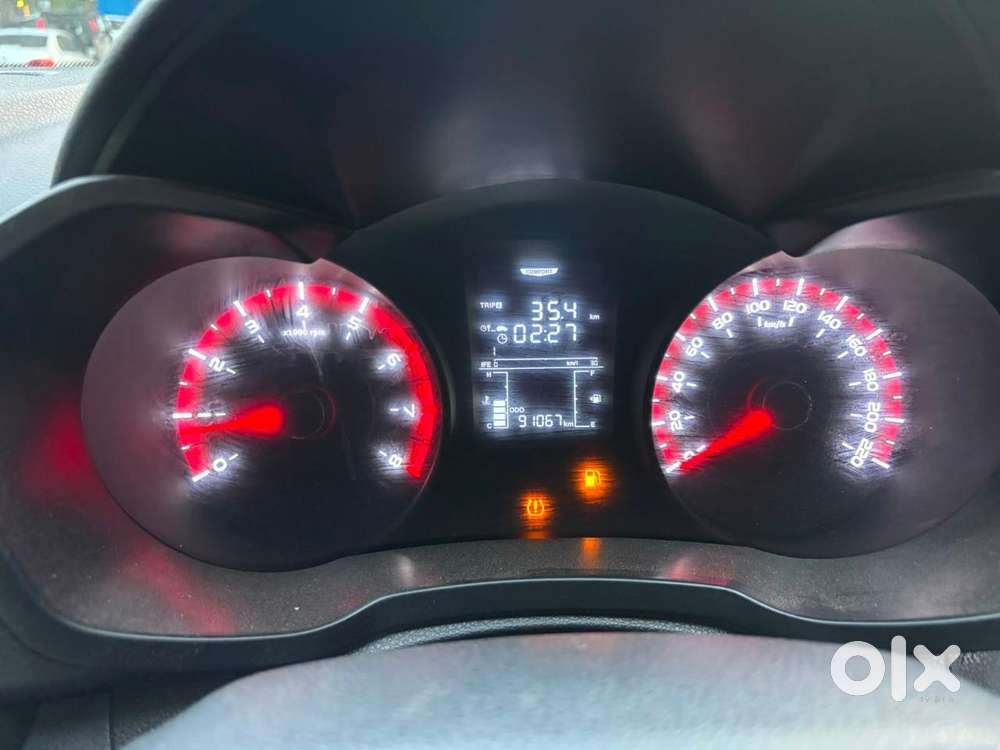 Mahindra Xuv300 W6, 2024, Petrol