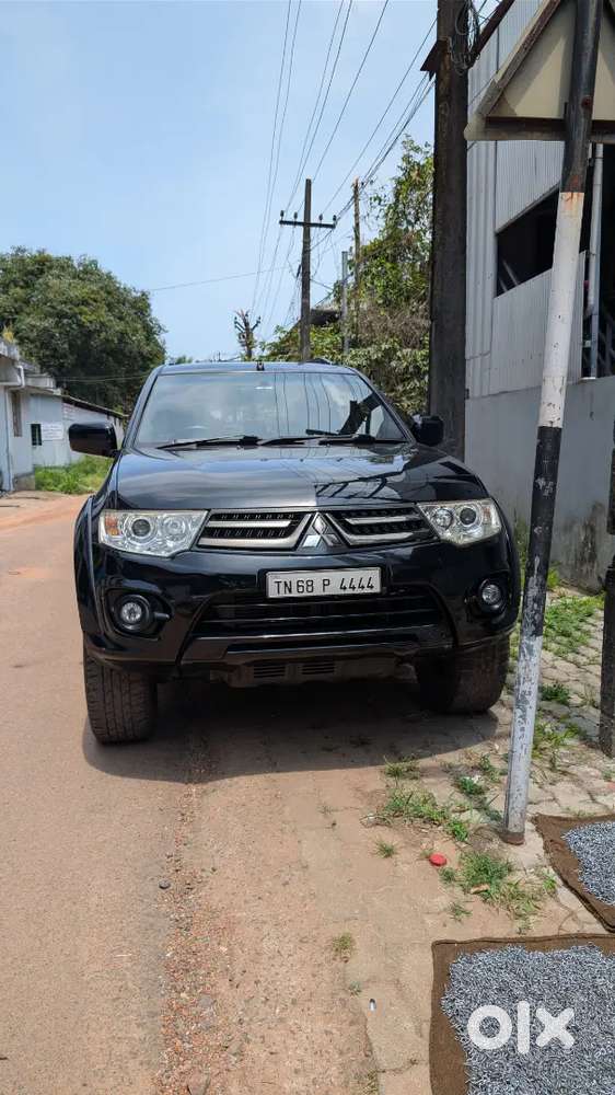 Mitsubishi Pajero Sport 2014