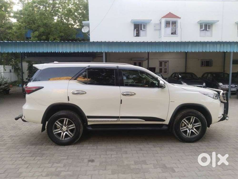 Toyota Fortuner [2021-ongoing] 2.8 2wd Diesel Mt, 2021, Diesel