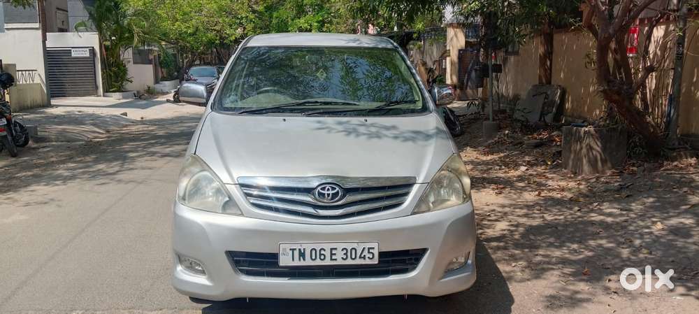 Toyota Innova 2.5 V 7 Str, 2011, Diesel
