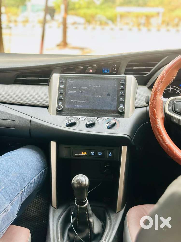 Toyota Innova Crysta 2.4 G Mt, 2023, Diesel