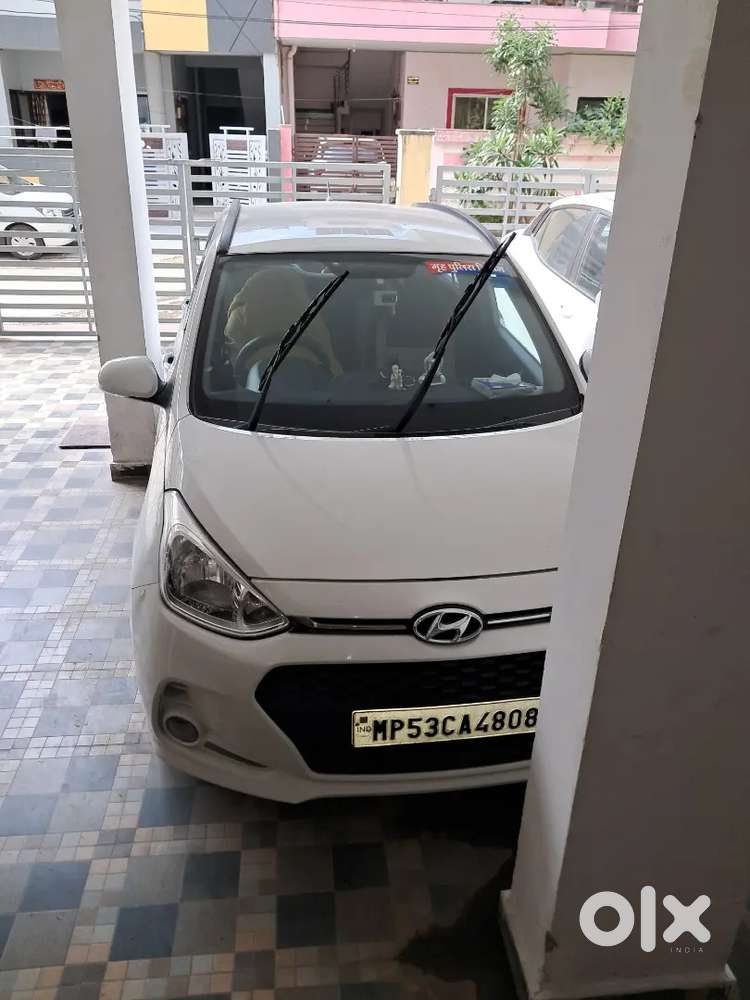 Hyundai Grand I10 2017 Petrol Well Maintained
