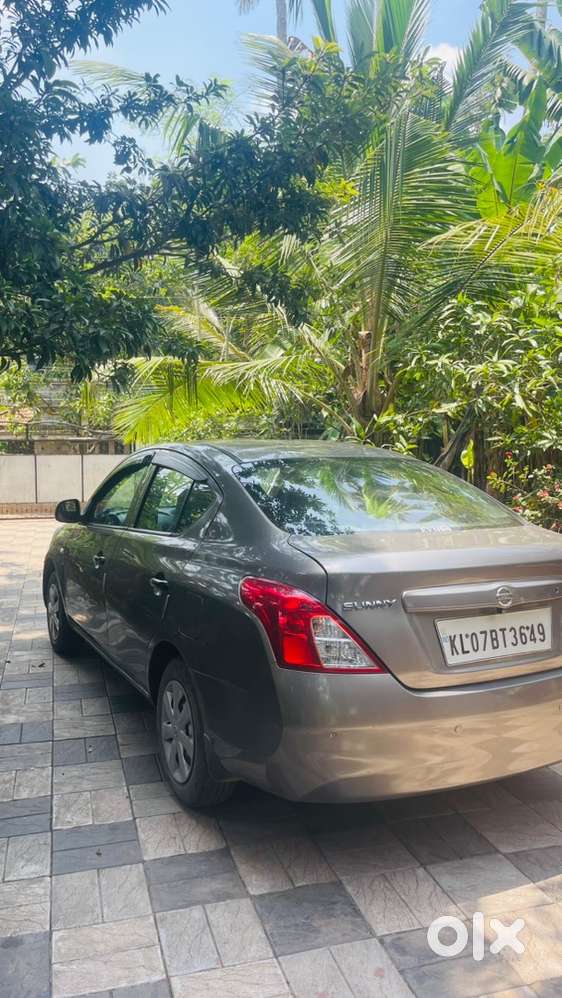 Nissan Sunny Petrol 2012