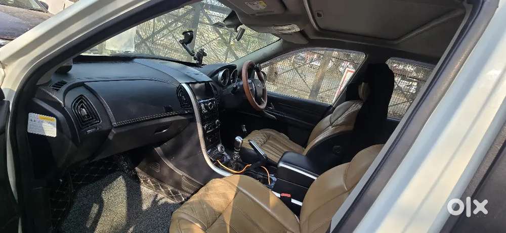 Mahindra Xuv500 W11 2018 Diesel Well Maintained