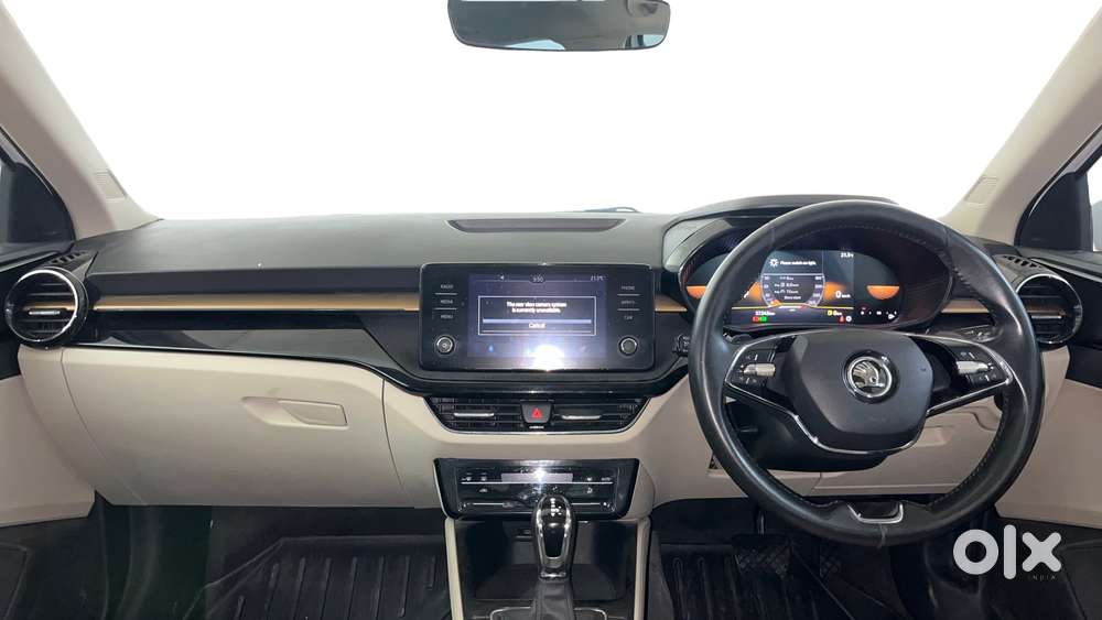 Skoda Slavia 1.0 Tsi Style At, 2023, Petrol
