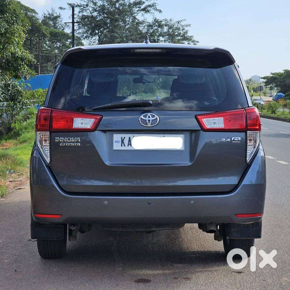 Toyota Innova Crysta 2.4 G Mt, 2016, Diesel