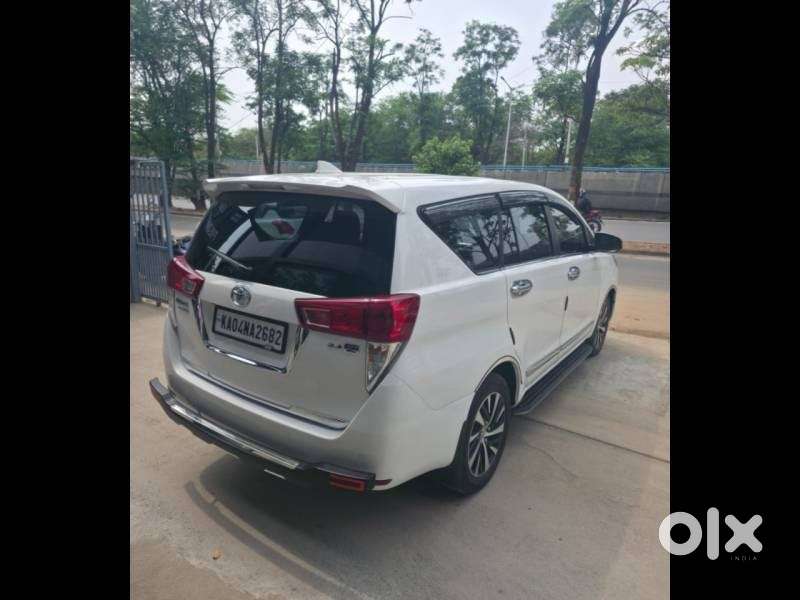 Toyota Innova Crysta [2020-ongoing] 2.4 Gx At 7 Str, 2022, Diesel