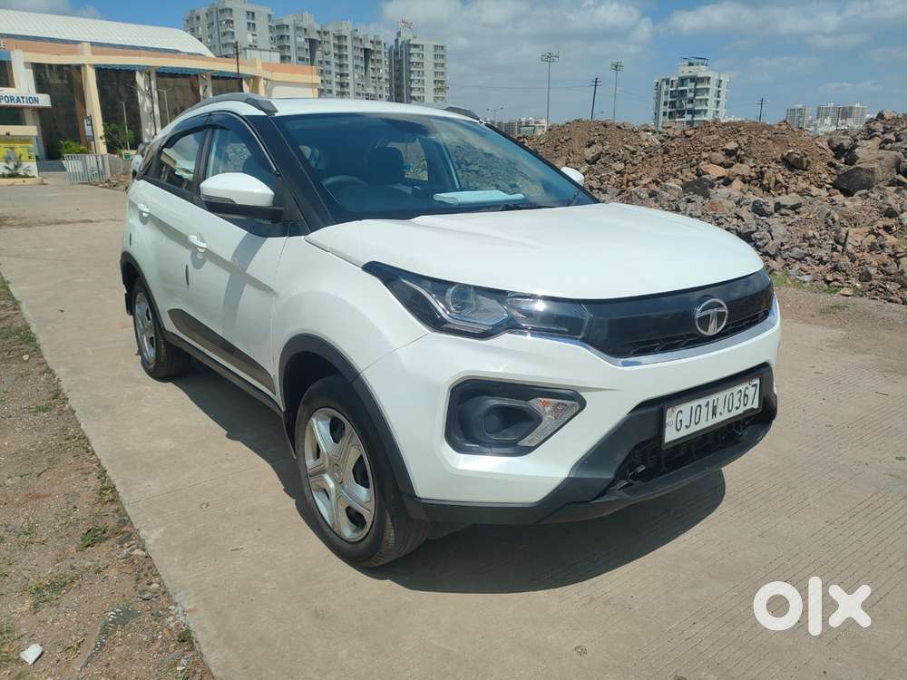 Tata Nexon 1.2 Revotron Xm Plus (s), 2022, Cng & Hybrids