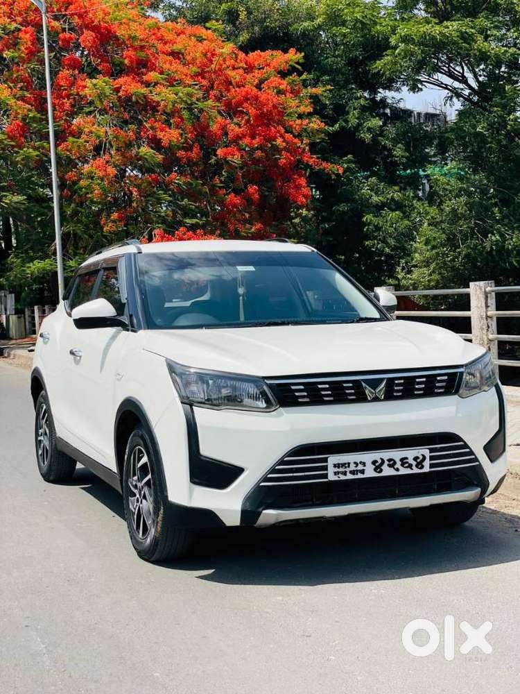 Mahindra Xuv300 W8, 2022, Petrol