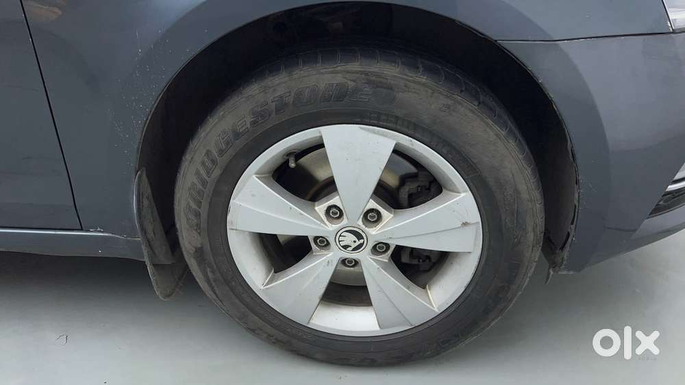 Skoda Octavia 1.8 Tsi Style At, 2017, Petrol