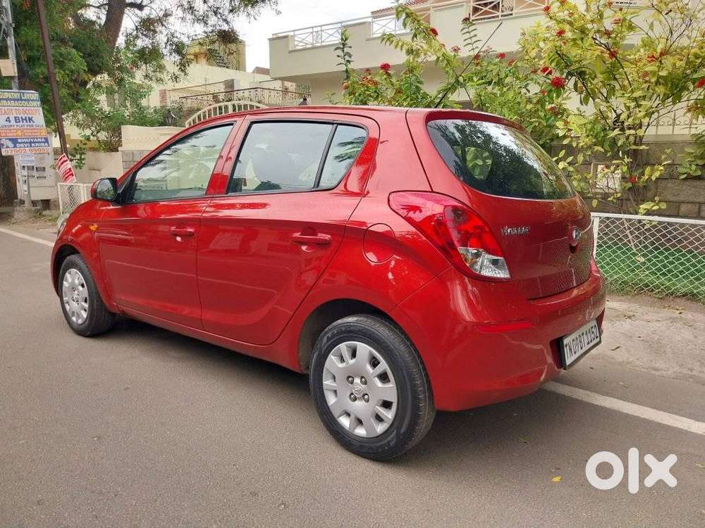 Hyundai I20 Petrol Cvt Magna Executive, 2013, Petrol