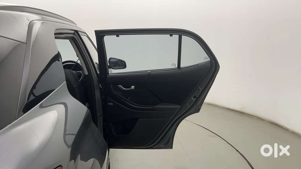 Hyundai Creta Sx (o) 1.5 Petrol Cvt Knight, 2023, Petrol