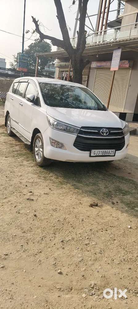 Toyota Innova Crysta 2016