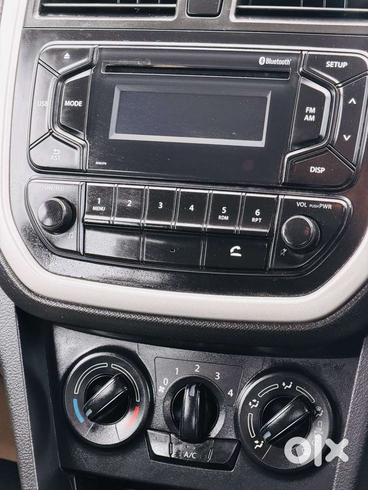 Maruti Suzuki Brezza 1.5 Lxi Smart Hybrid, 2021, Petrol