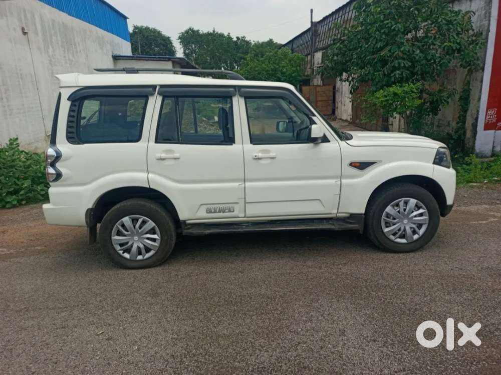 Mahindra Scorpio Intelli Hybrid S6 Plus, 2018, Diesel