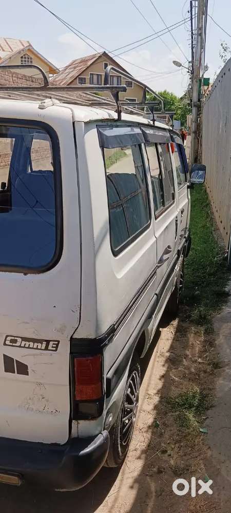 Maruti Suzuki Omni 2012