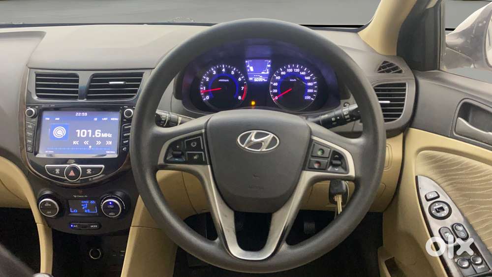 Hyundai Verna 1.6 Vtvt Sx, 2017, Petrol