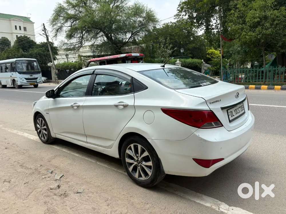 Hyundai Verna 2015 Petrol 95000 Km Driven