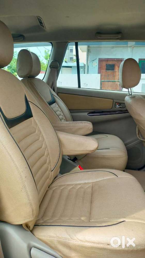 Toyota Innova 2.5 V 7 Str, 2012, Diesel