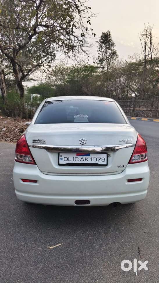 Maruti Suzuki Swift Dzire Vxi Optional, 2011, Petrol