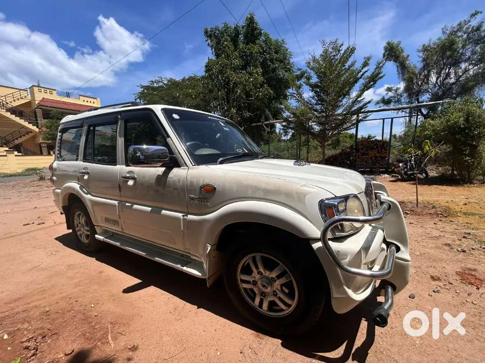 Mahindra Scorpio Classic 2016 Diesel Manual
