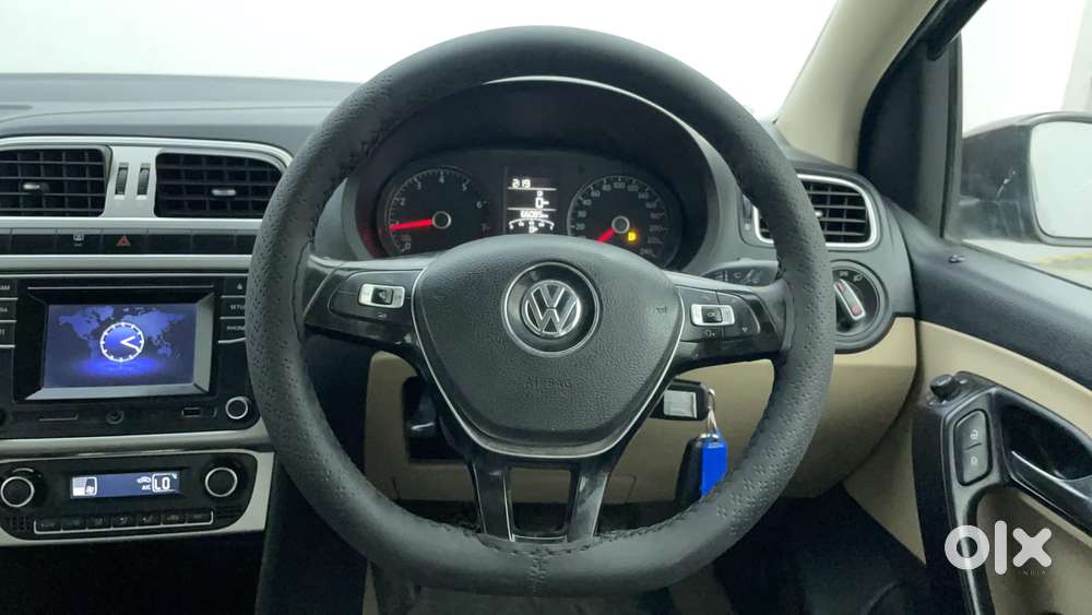 Volkswagen Polo 2009-2013 Petrol Highline 1.2l, 2017, Petrol