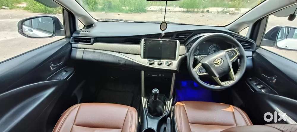 Toyota Innova Crysta 2.4 G Mt 7 Str, 2017, Diesel