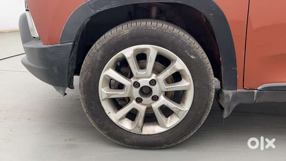 Mahindra Kuv 100 2016-2017 Mfalcon G80 K8, 2017, Petrol