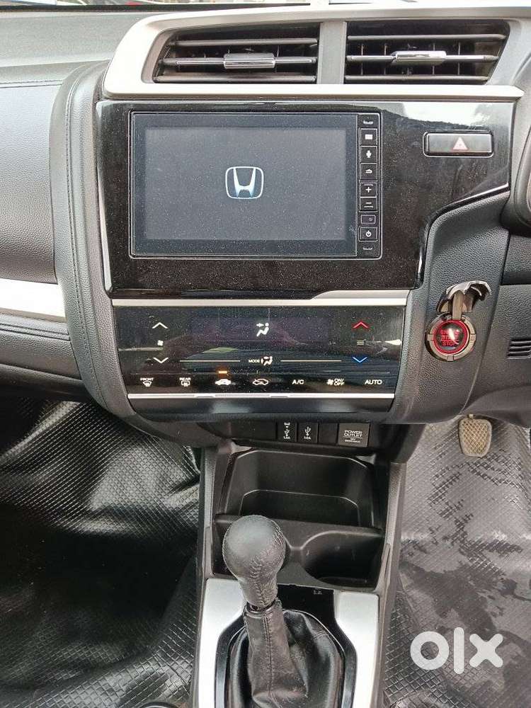 Honda Jazz [2020-2023] 1.2 Vx I-vtec Mt, 2021, Petrol