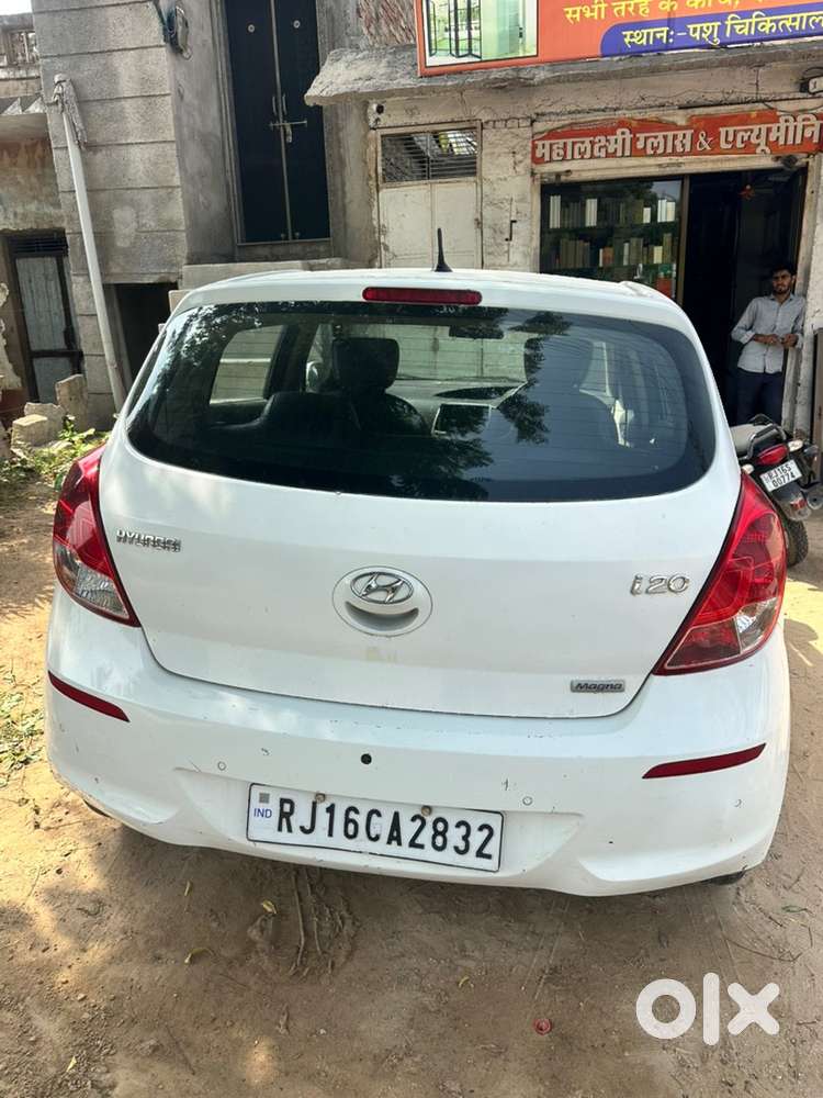 Hyundai I20 Petrol 180000 Km Driven