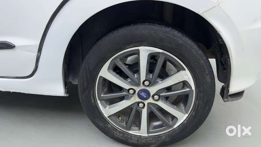 Ford Figo Titanium, 2020, Petrol