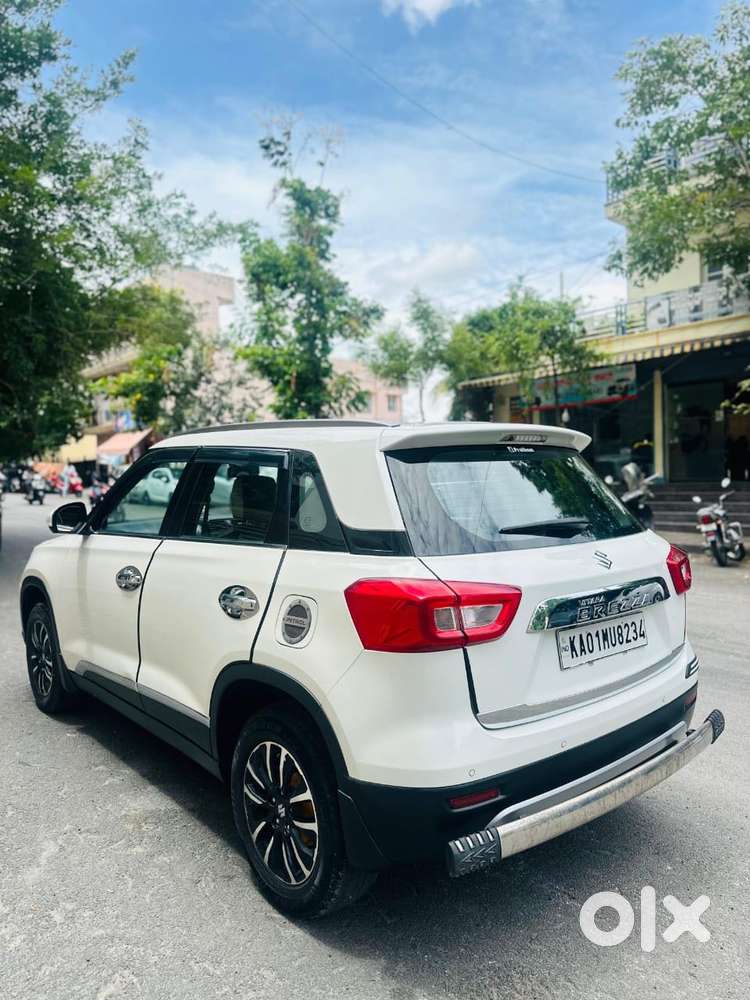 Maruti Suzuki Brezza 1.5 Zxi Smart Hybrid Dual Tone, 2020, Petrol