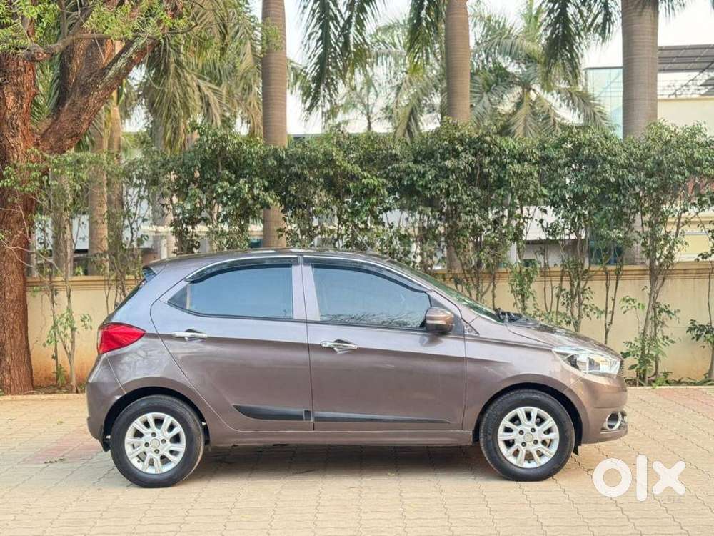 Tata Tiago Xza Plus, 2018, Petrol